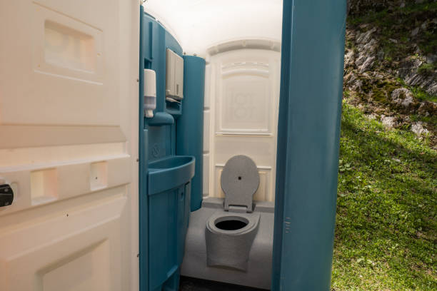 Best Porta potty rental near me  in Tladega, AL